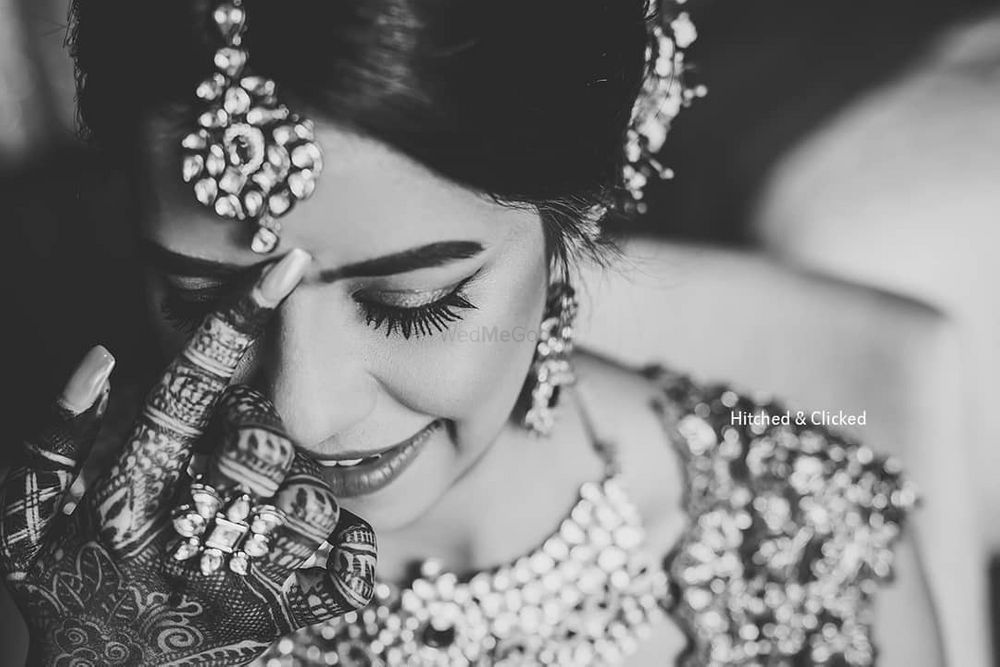 Photo of bridal close up shot in black and white