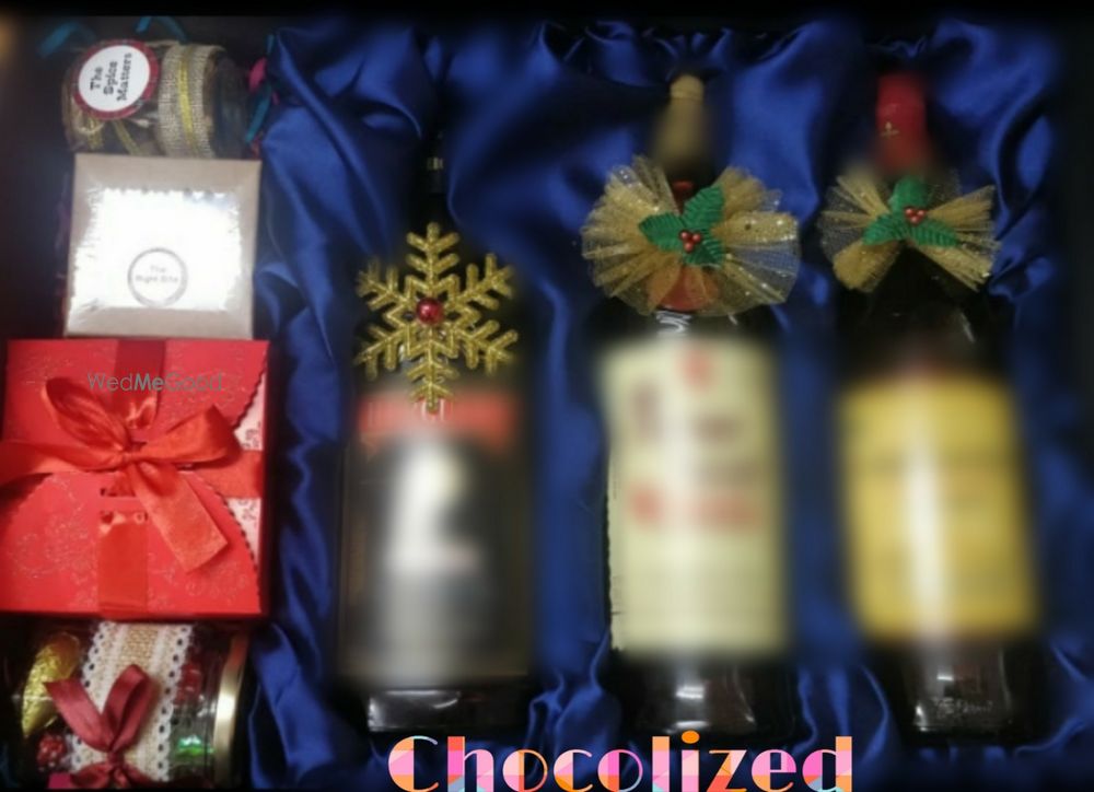 Photo By Elegant Decor Unit of Chocolized - Trousseau Packers