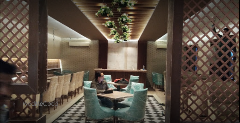 Photo By Hotel Evergreen - Venues