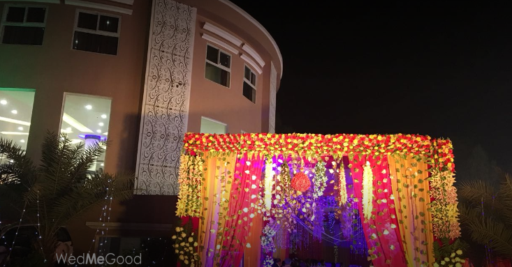 Photo By Sheesh Mahal - Venues