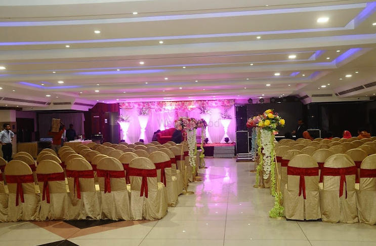 Photo By Red Carlton Hotel & Banquets - Venues