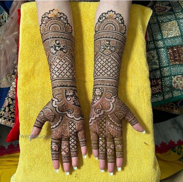 Photo By Laxman Mehendi Artist - Mehendi Artist