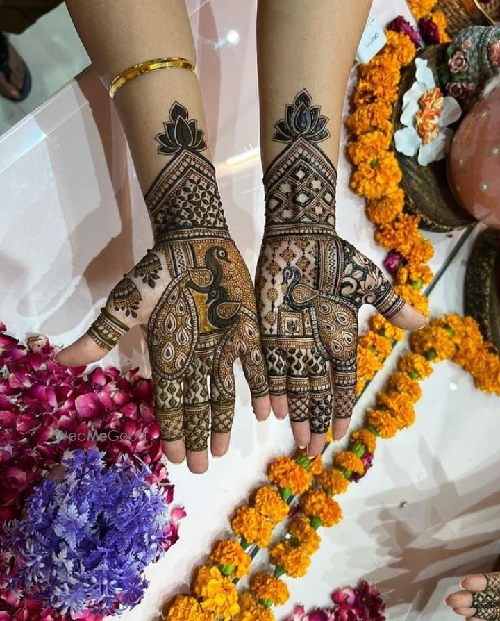 Photo By Laxman Mehendi Artist - Mehendi Artist