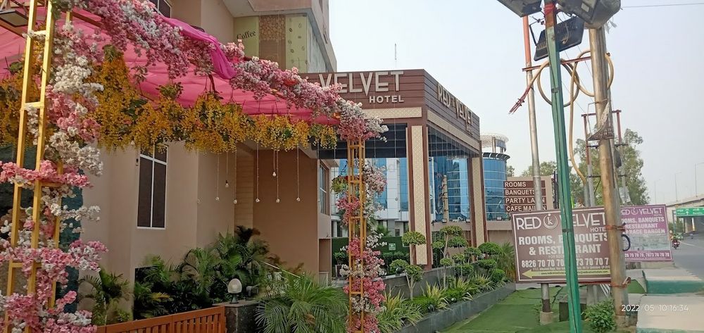 Photo By Red K Velvet Hotel - Venues