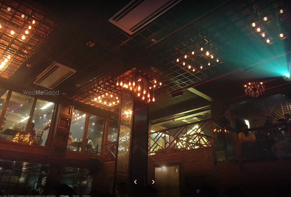 Photo By Carpe Diem - Venues