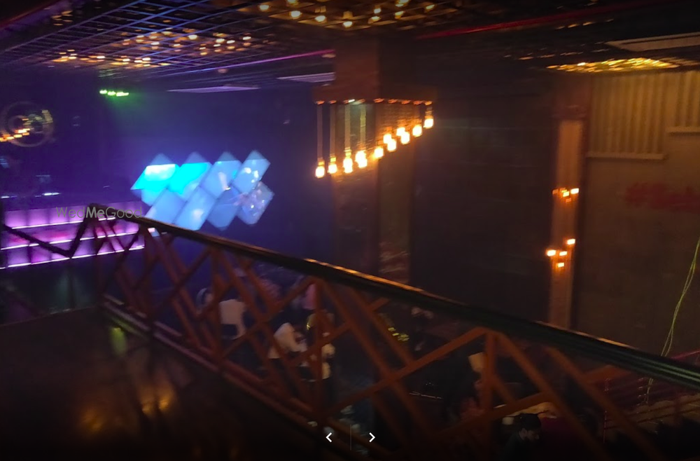 Photo By Carpe Diem - Venues