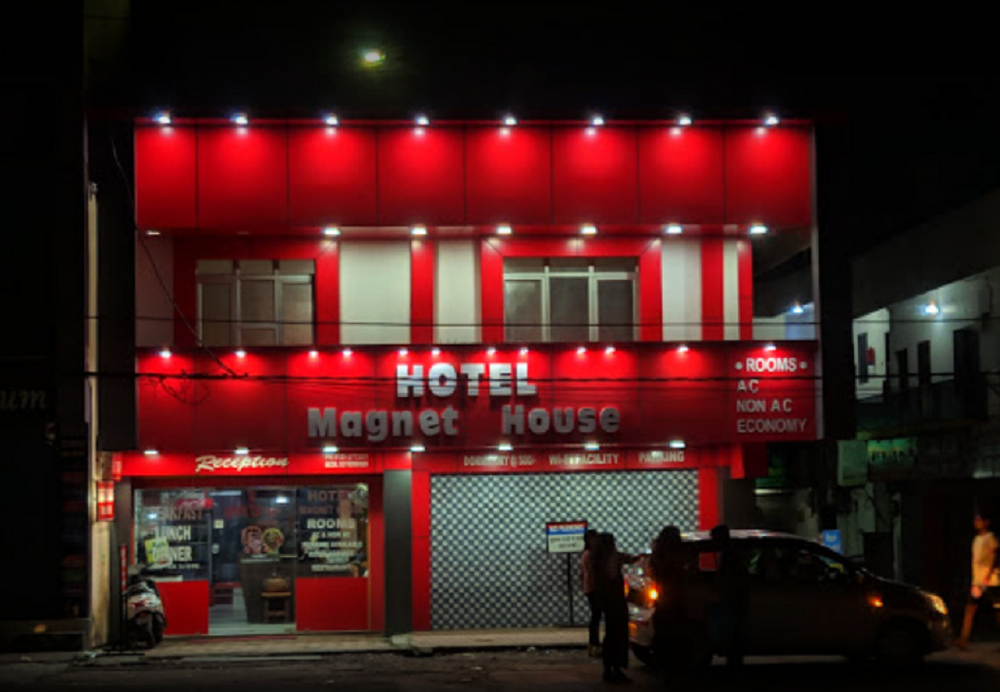 Hotel Magnet House