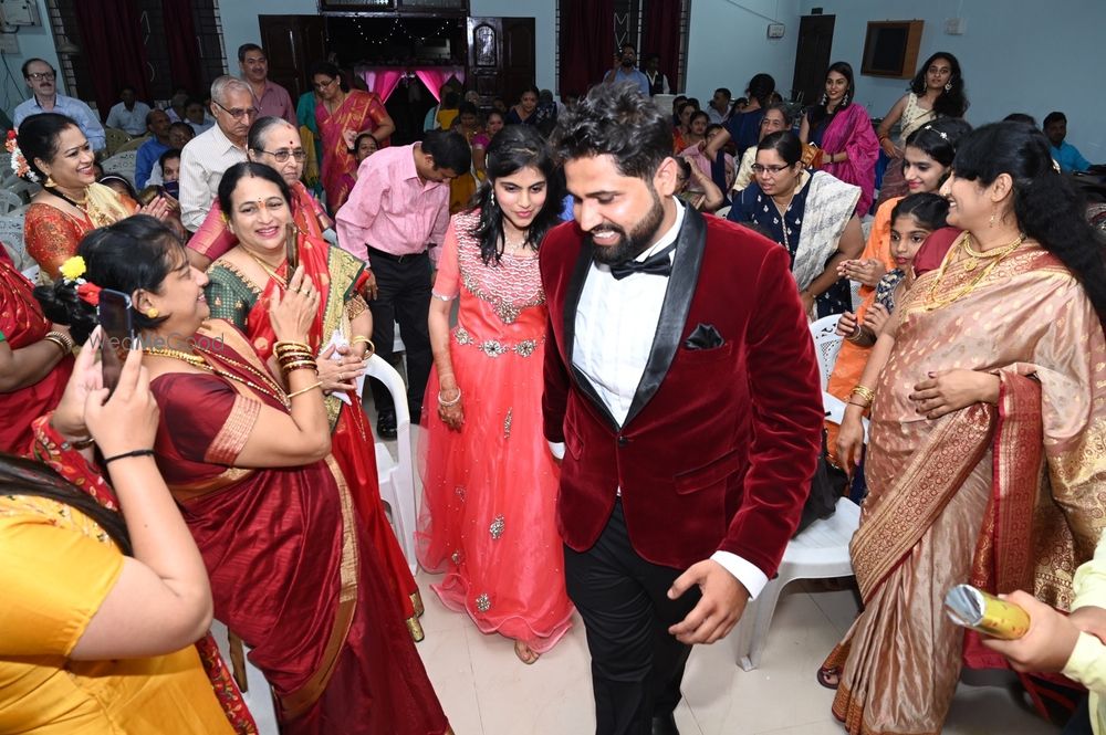 Photo By Omkar Hirloskar Photographer - Photographers