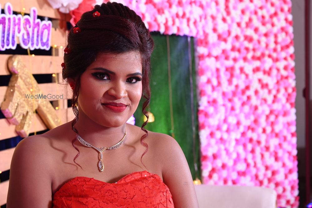 Photo By Omkar Hirloskar Photographer - Photographers