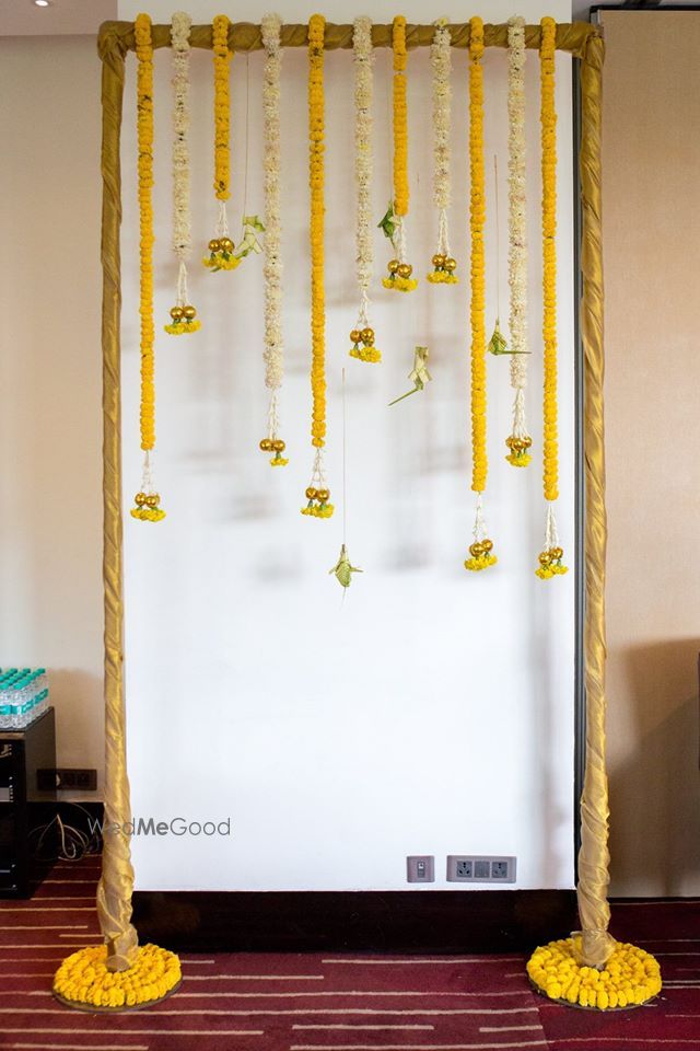 Photo of Yellow and White Genda Phool Decor