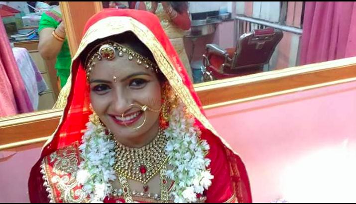 Photo By Surbhi Beauty Parlour - Bridal Makeup