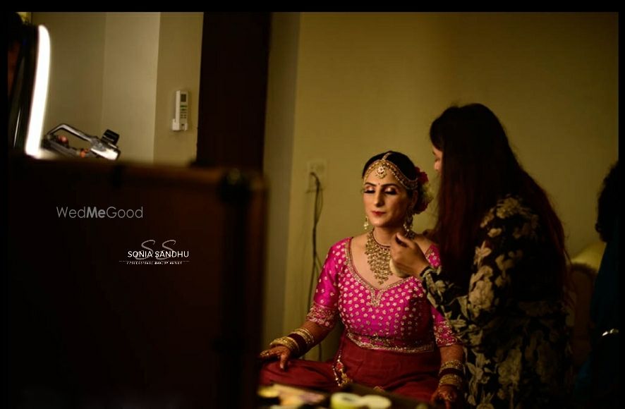 Photo By Sonia Sandhu Makeover - Bridal Makeup Artists