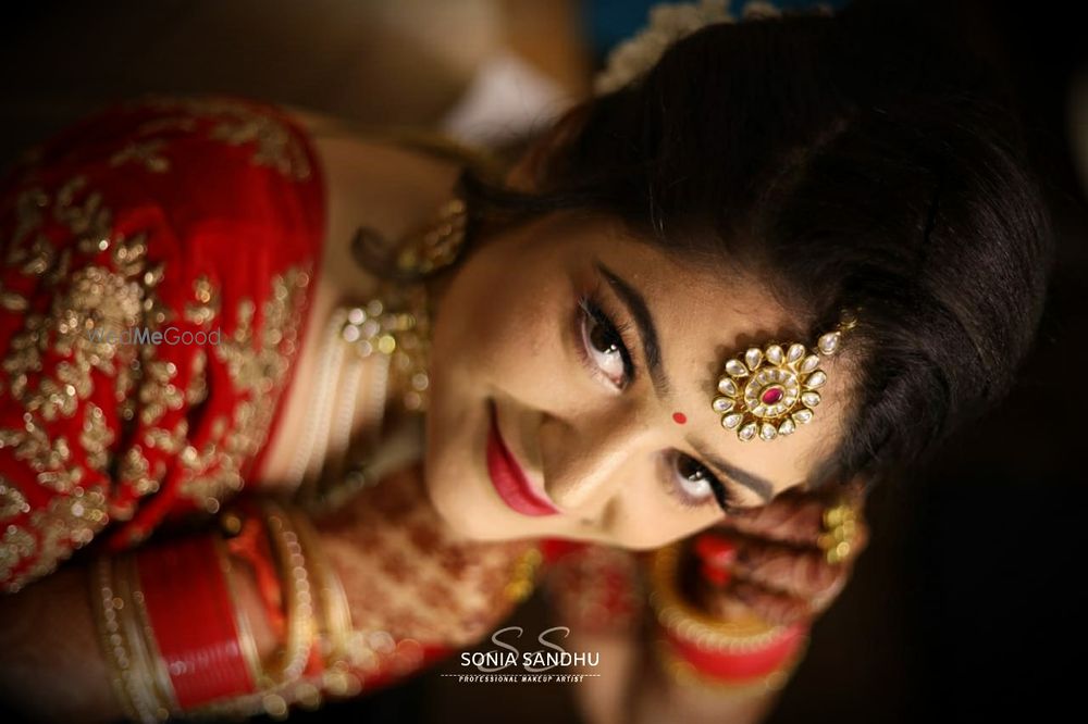 Photo By Sonia Sandhu Makeover - Bridal Makeup Artists