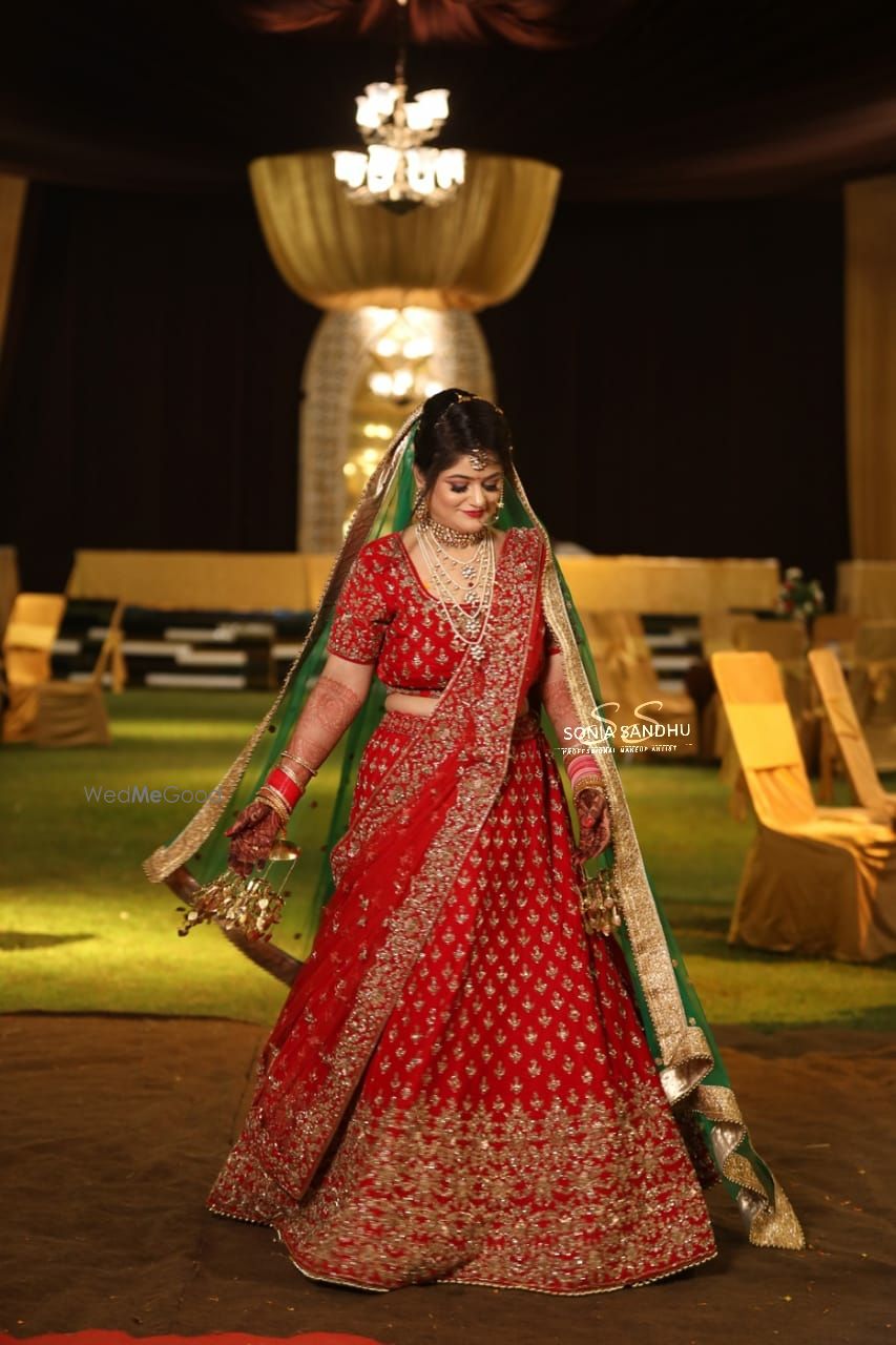 Photo By Sonia Sandhu Makeover - Bridal Makeup Artists