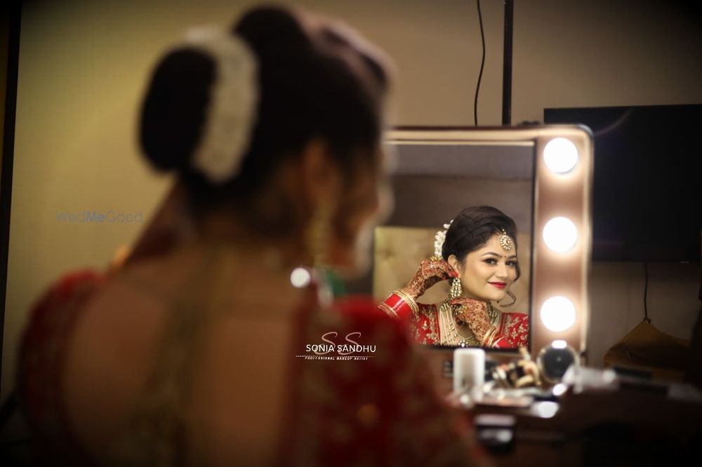Photo By Sonia Sandhu Makeover - Bridal Makeup