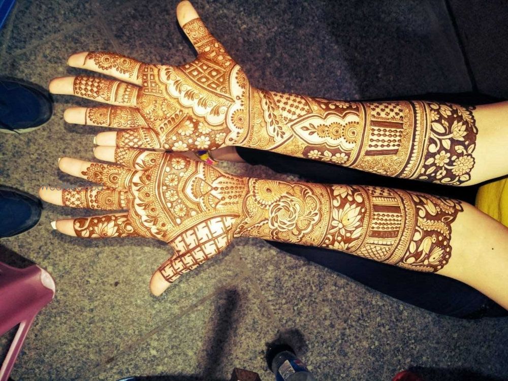 Krishna Mehandi Artist