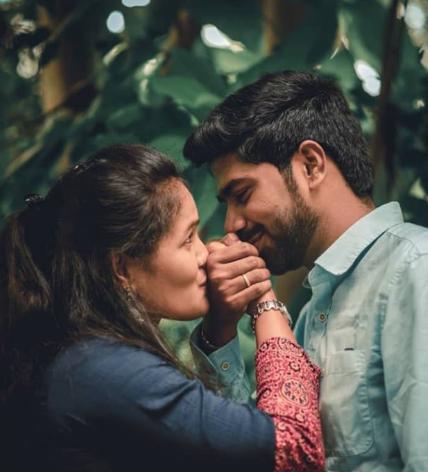 Photo By Saggi Photography - Photographers