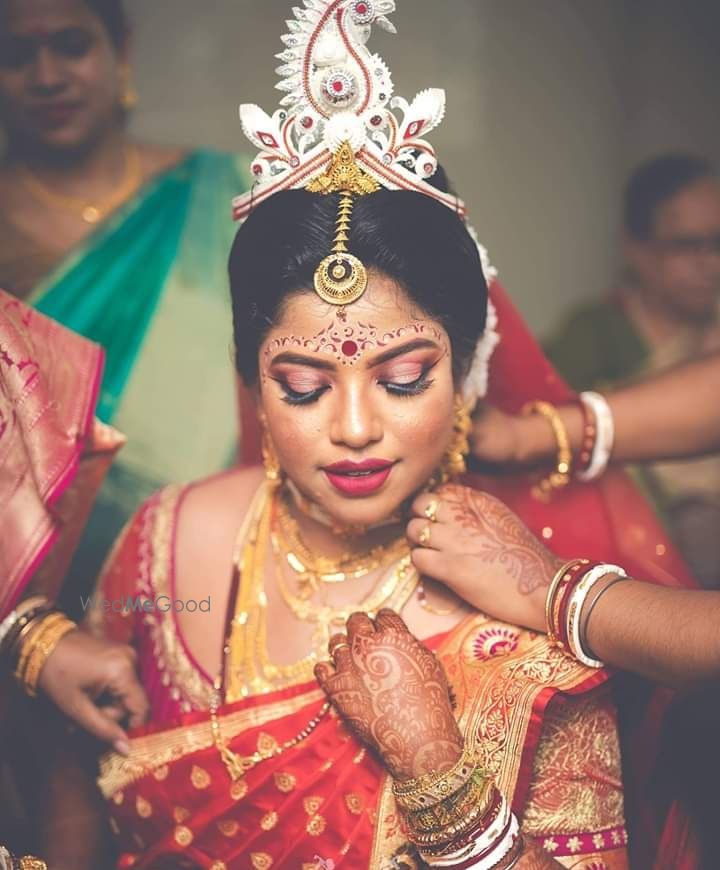 Photo By Shaadi Sutra Artistry - Bridal Makeup