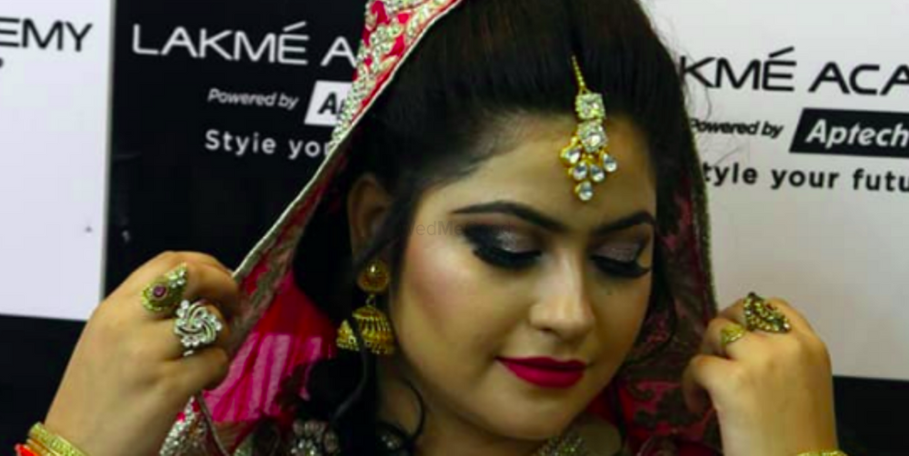 Bushra Khan Makeup Artist