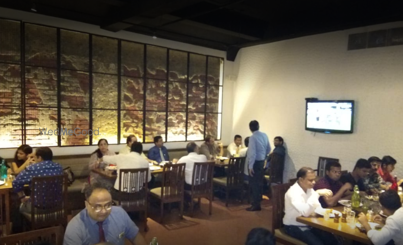 Photo By Oasis Restaurant & Bar - Venues