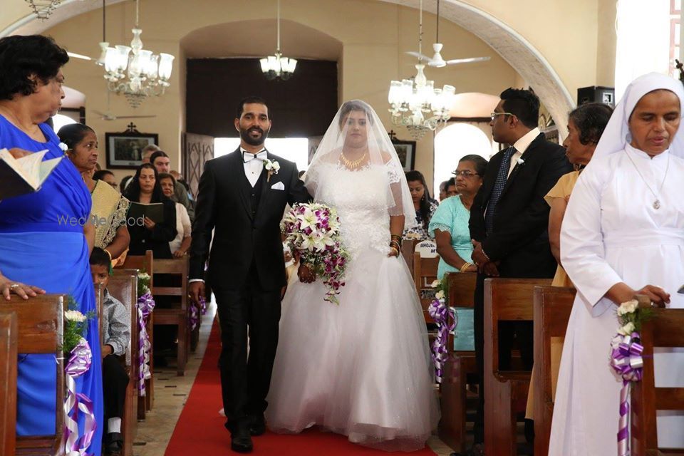 Photo By Vinora - Photography & Entertainment Solutions - Photographers