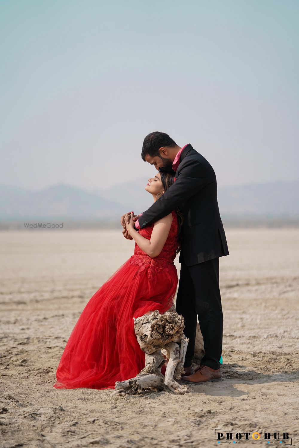 Photo By PHOTO HUB - Photographers