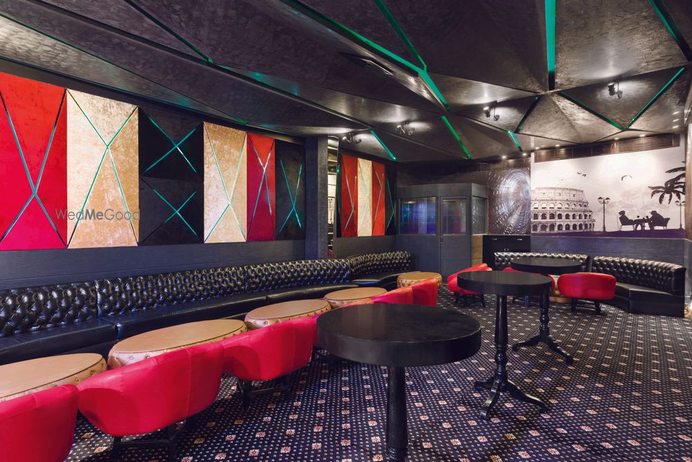 Photo By Days Hotel - Venues