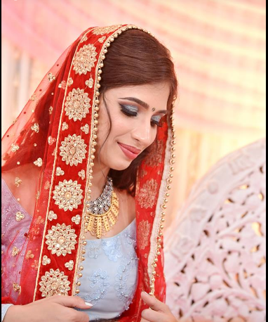 Photo By Prominent Color Lab & Studio - Photographers