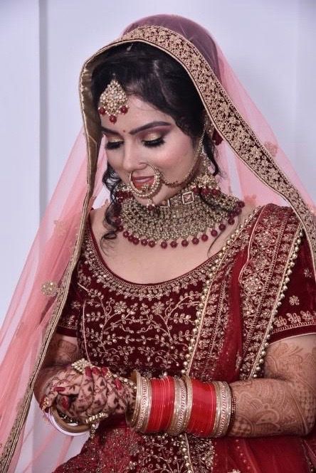 Photo By Makeovers by Aarti - Bridal Makeup