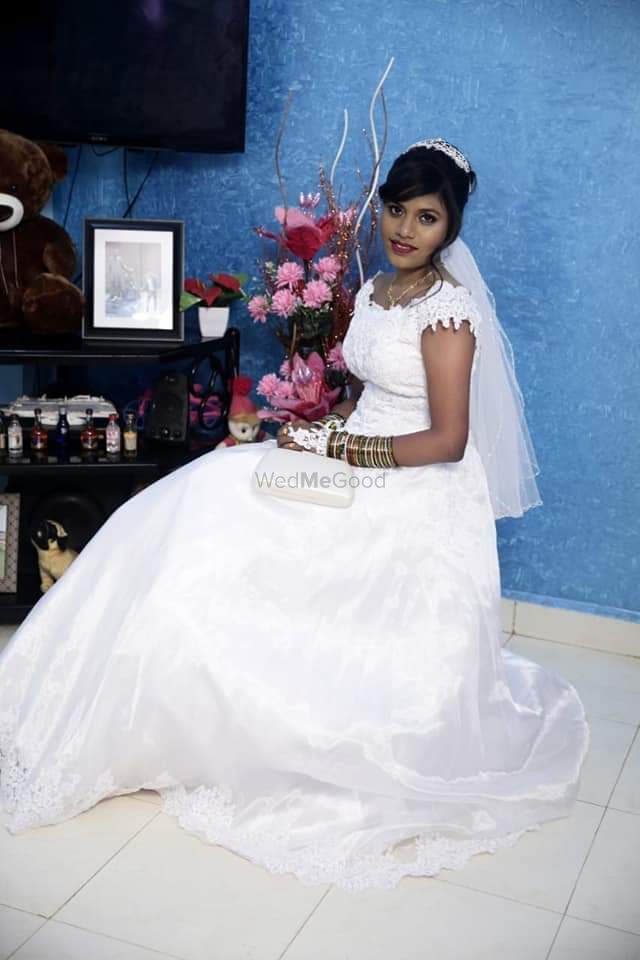 Photo By Beauticians Clinic Margao - Bridal Makeup