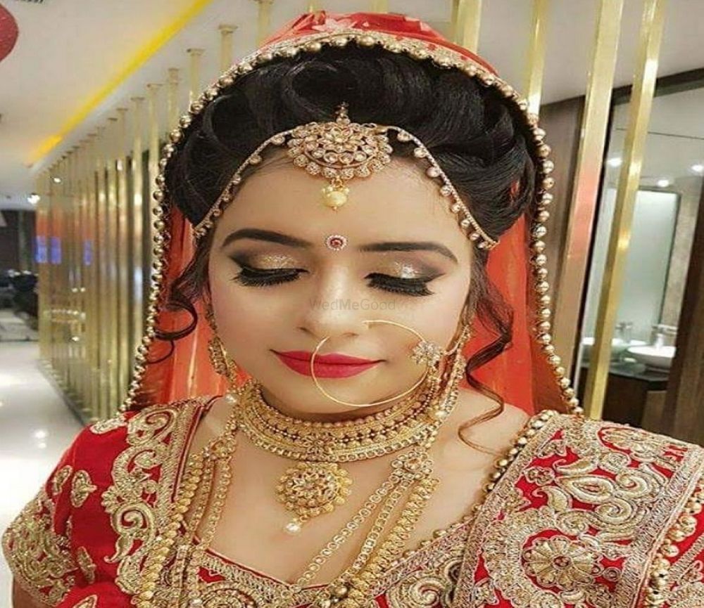 Photo By Family Beauty Parlour - Bridal Makeup
