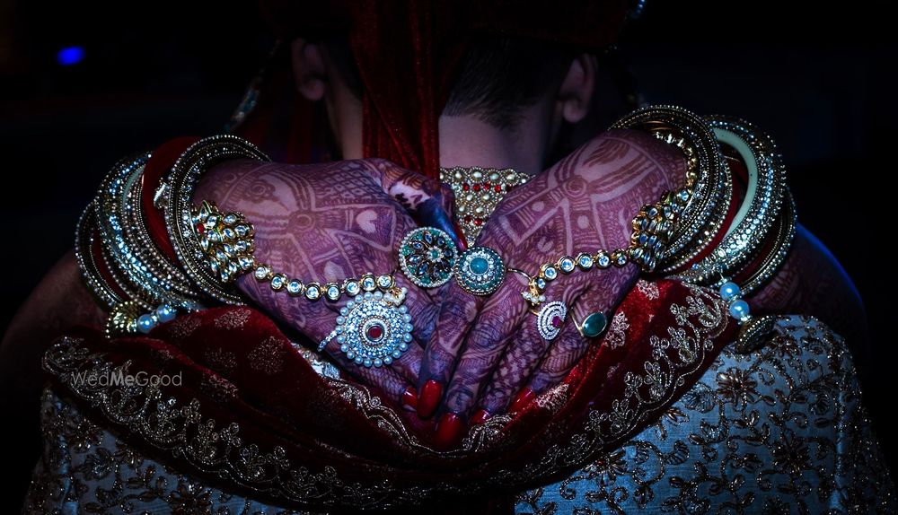 Photo By Eight O'Click Productions - Photographers