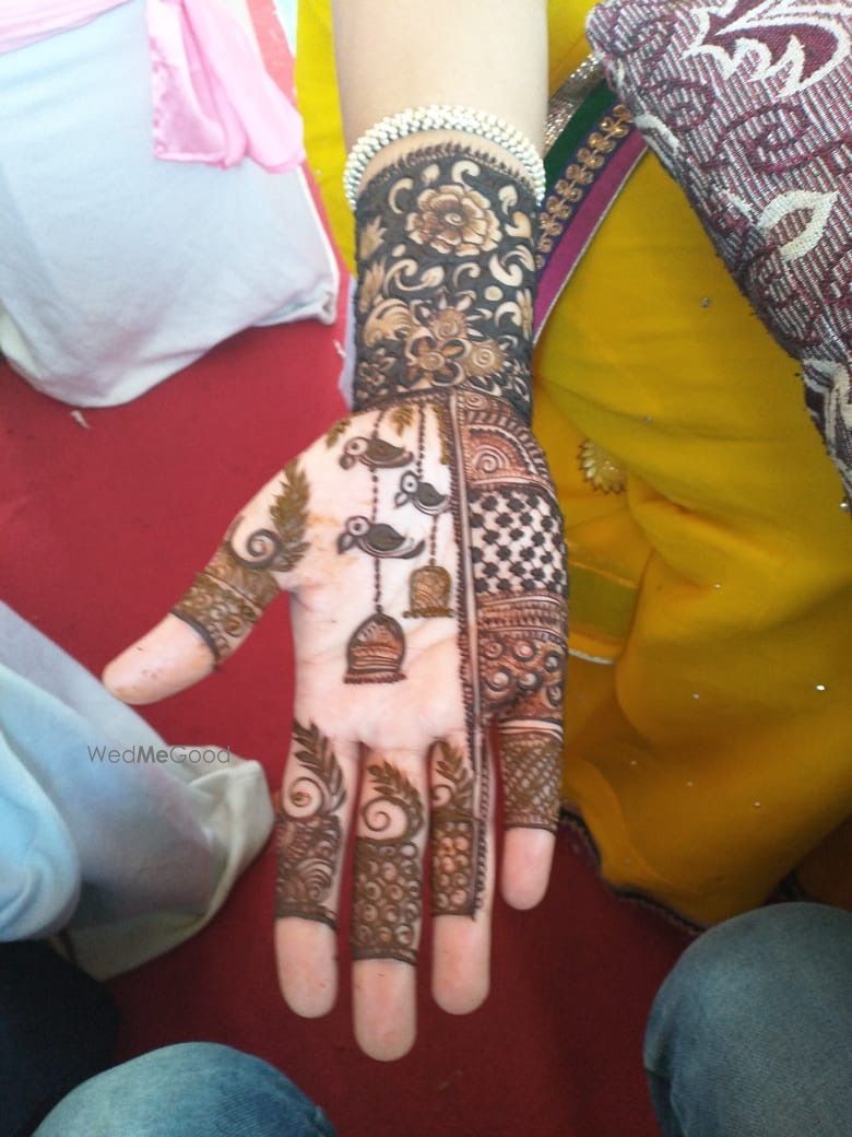 Photo By Aashish Mehandi Art's - Mehendi Artist
