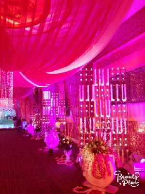 Photo By The Riwaaz Wedding Destination - Venues