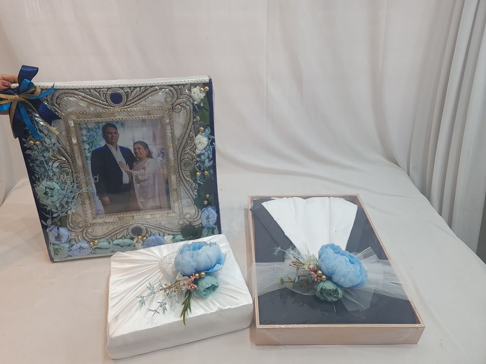 Photo By Wrap Arts - Trousseau Packers