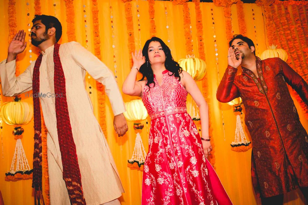 Photo By Happy Dancing Feet - Sangeet Choreographer