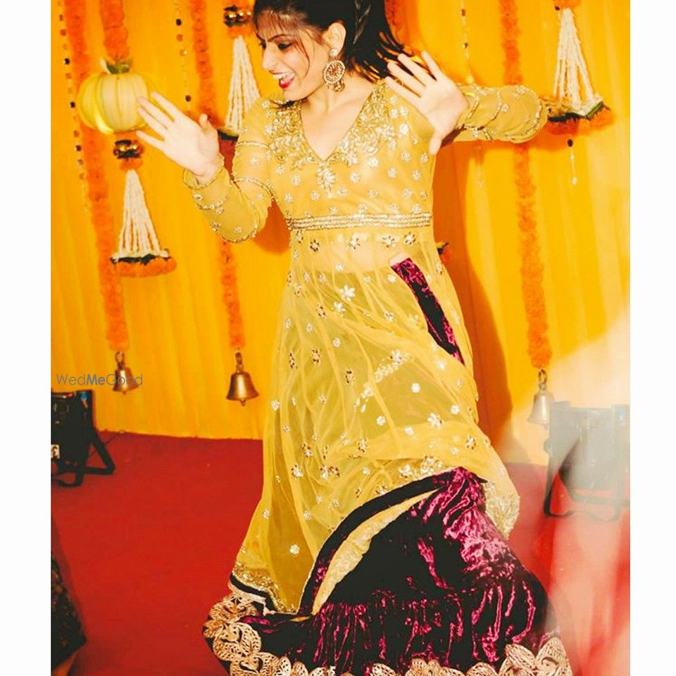 Photo By Happy Dancing Feet - Sangeet Choreographer