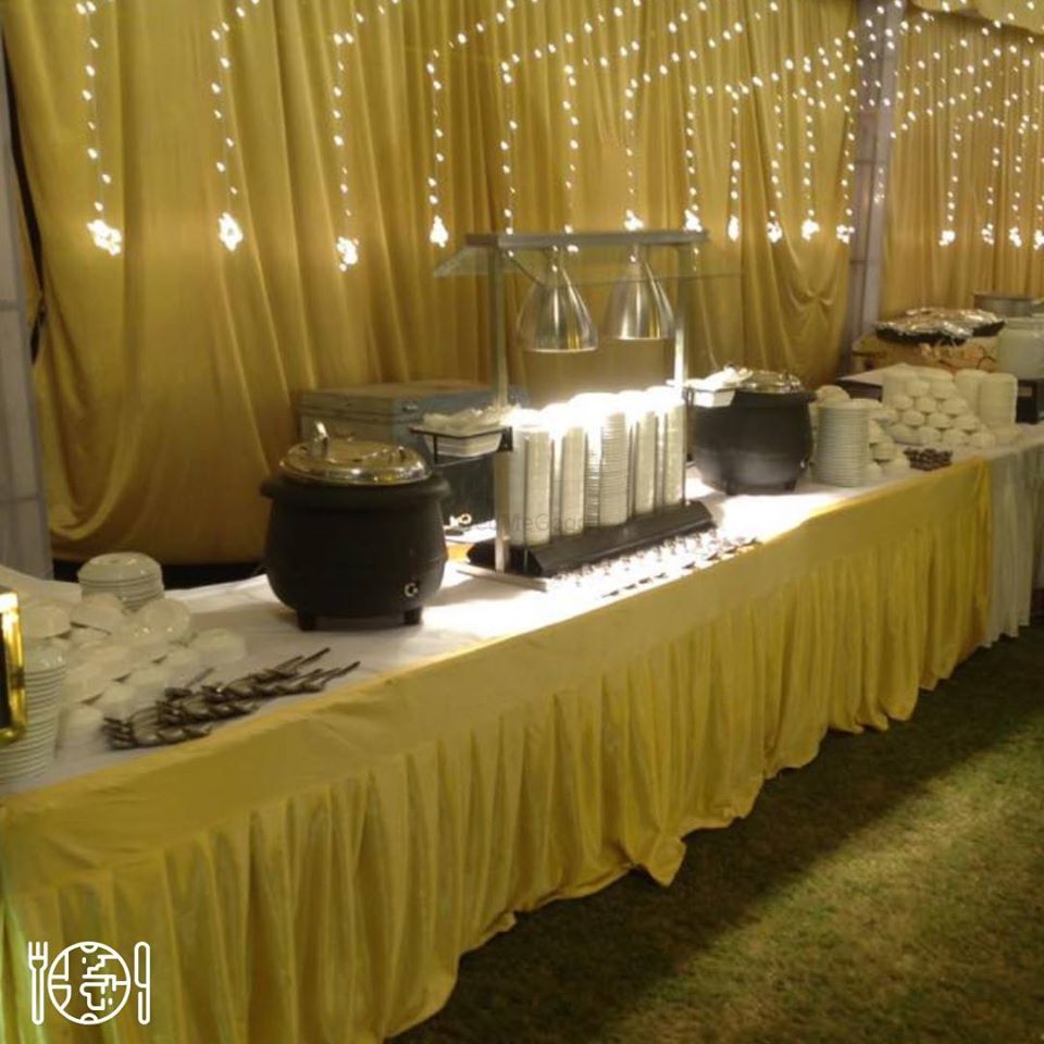 Photo By Food Plaza Caterers Lucknow - Catering Services