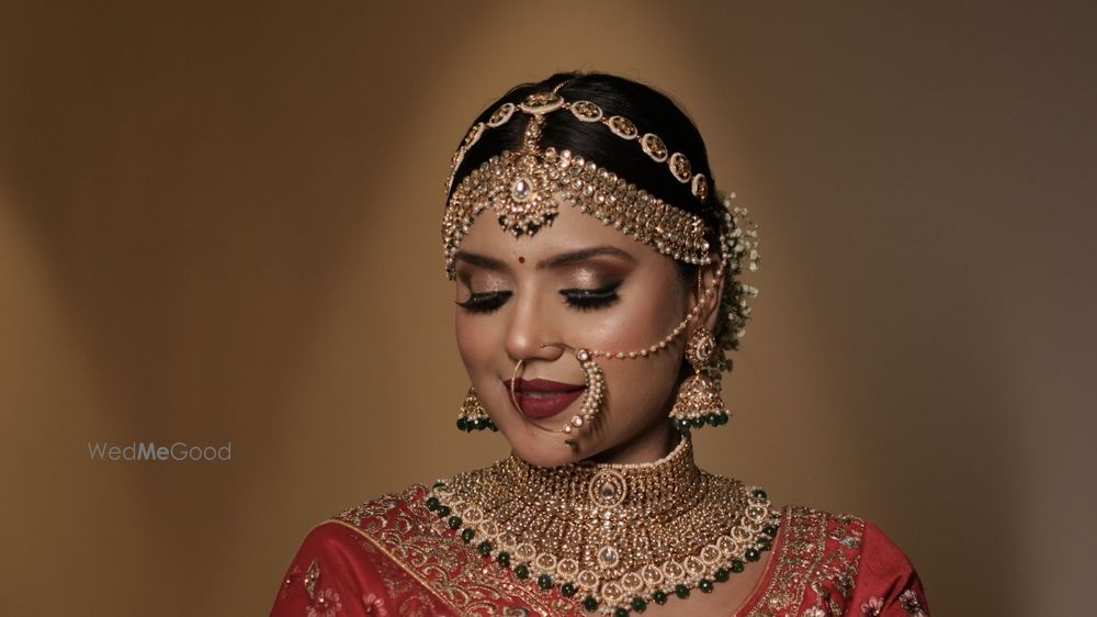 MONIKA MAKEUP ARTIST