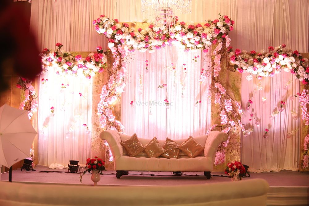 Photo By Chhatarpur Central by Ferns N Petals - Venues