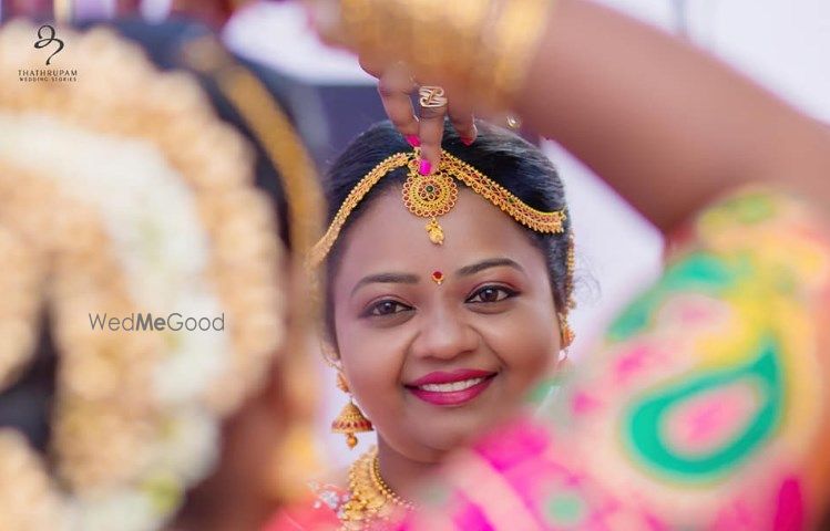 Photo By Thathrupam Wedding Stories - Photographers