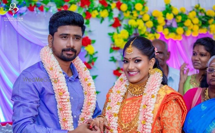 Photo By Thathrupam Wedding Stories - Photographers
