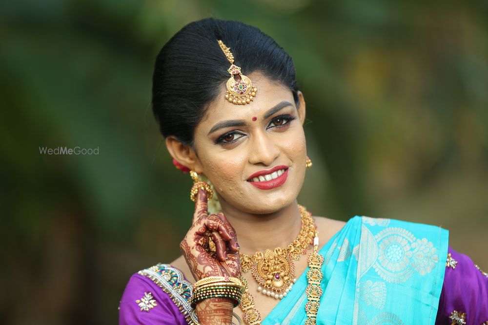 Photo By Makeover by Manu Muralidar - Bridal Makeup