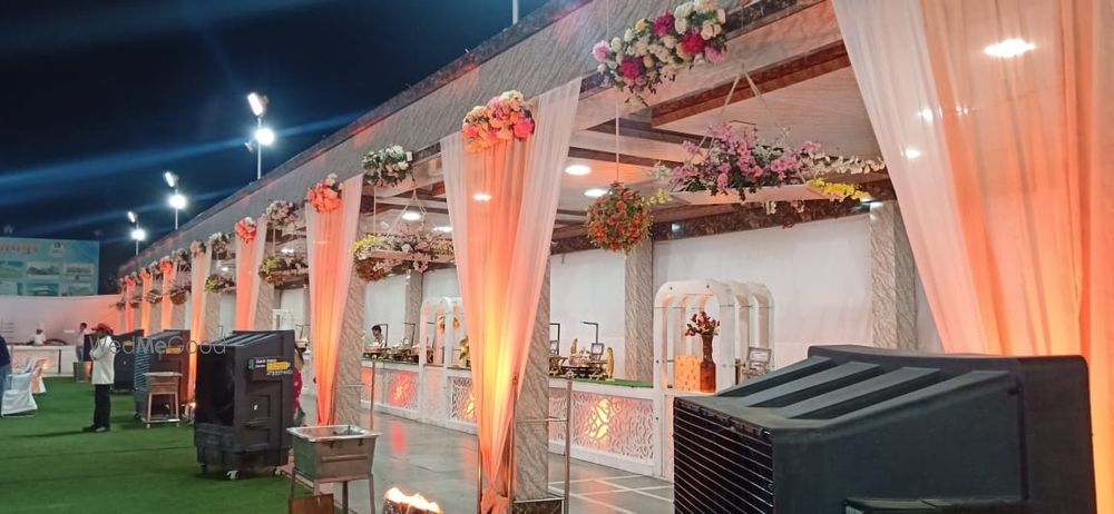 Photo By The Ribbon Revelry - Decorators