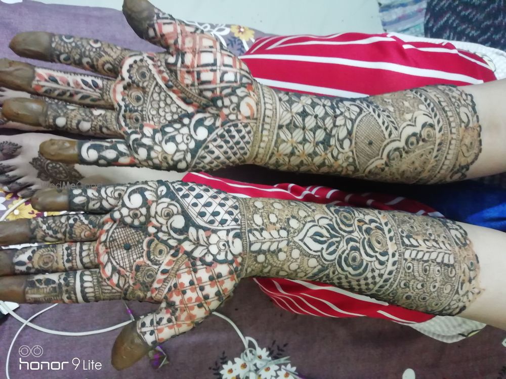 Photo By Glamourous Floral Artistry - Mehendi Artist