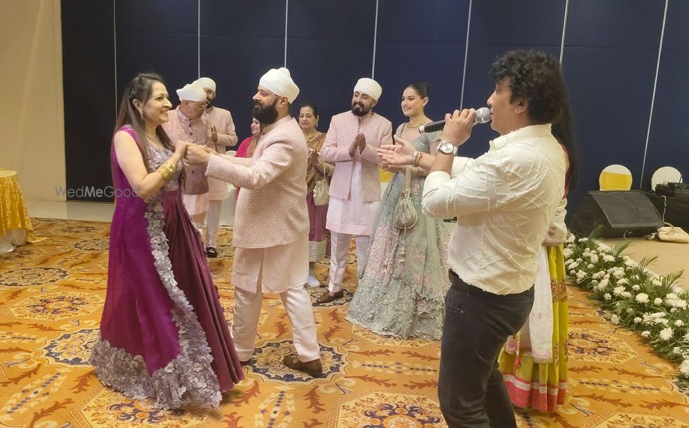 Singer Lucky Gandhi