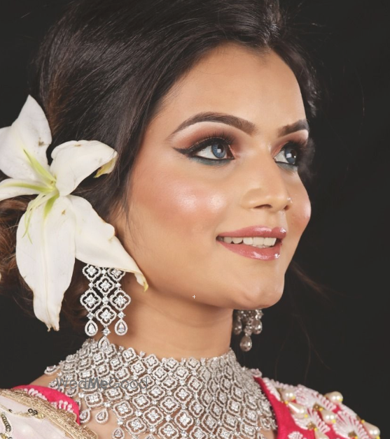 Photo By Vashika Sethi - Bridal Makeup