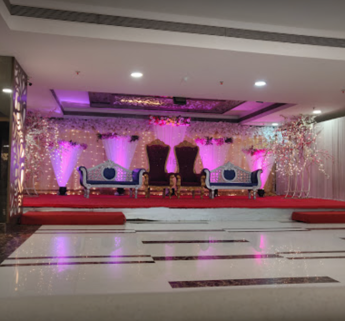 Photo By Dilshad Banquet Hall - Venues