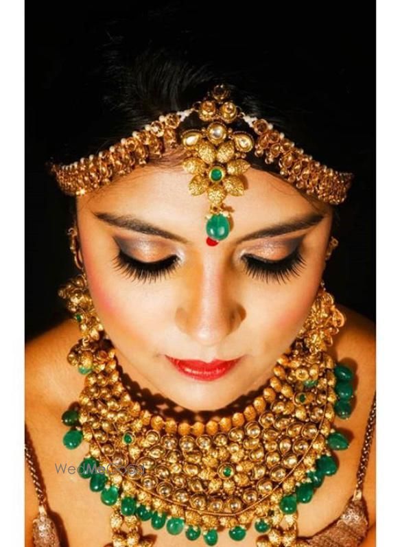Photo By Makeovers by Resham - Bridal Makeup