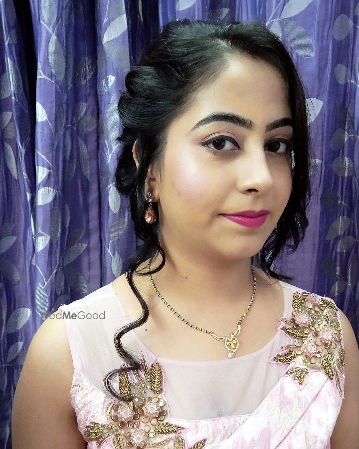 Photo By Natural Beauty Parlour - Bridal Makeup